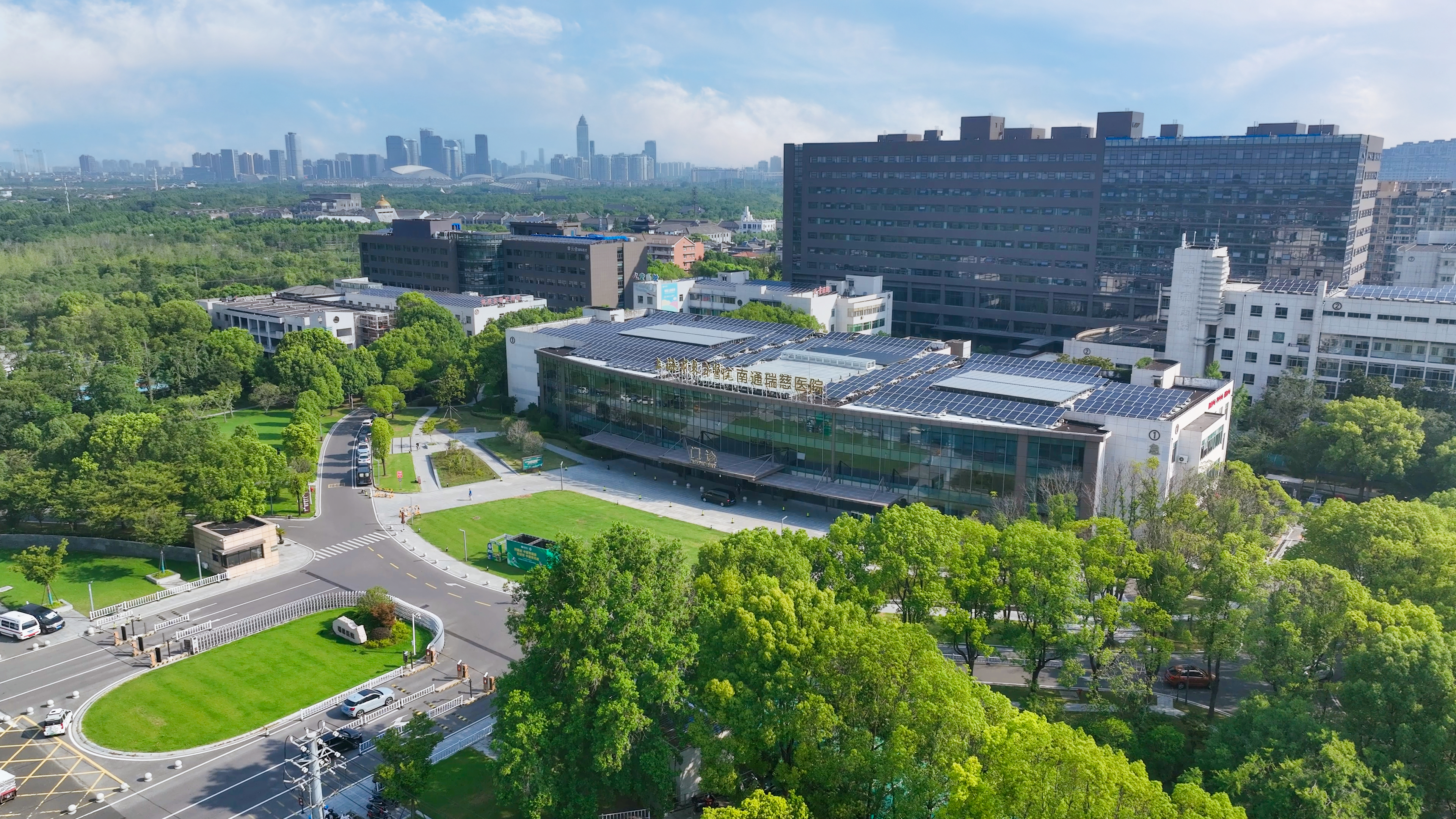 醫(yī)院航拍