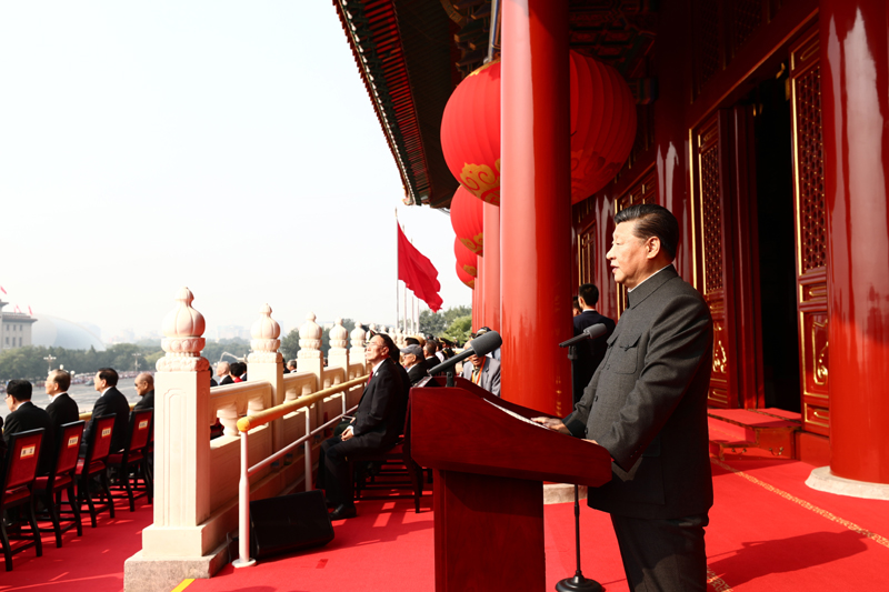 10月1日上午，慶祝中華人民共和國(guó)成立70周年大會(huì)在北京天安門廣場(chǎng)隆重舉行。中共中央總書記、國(guó)家主席、中央軍委主席習(xí)近平發(fā)表重要講話。